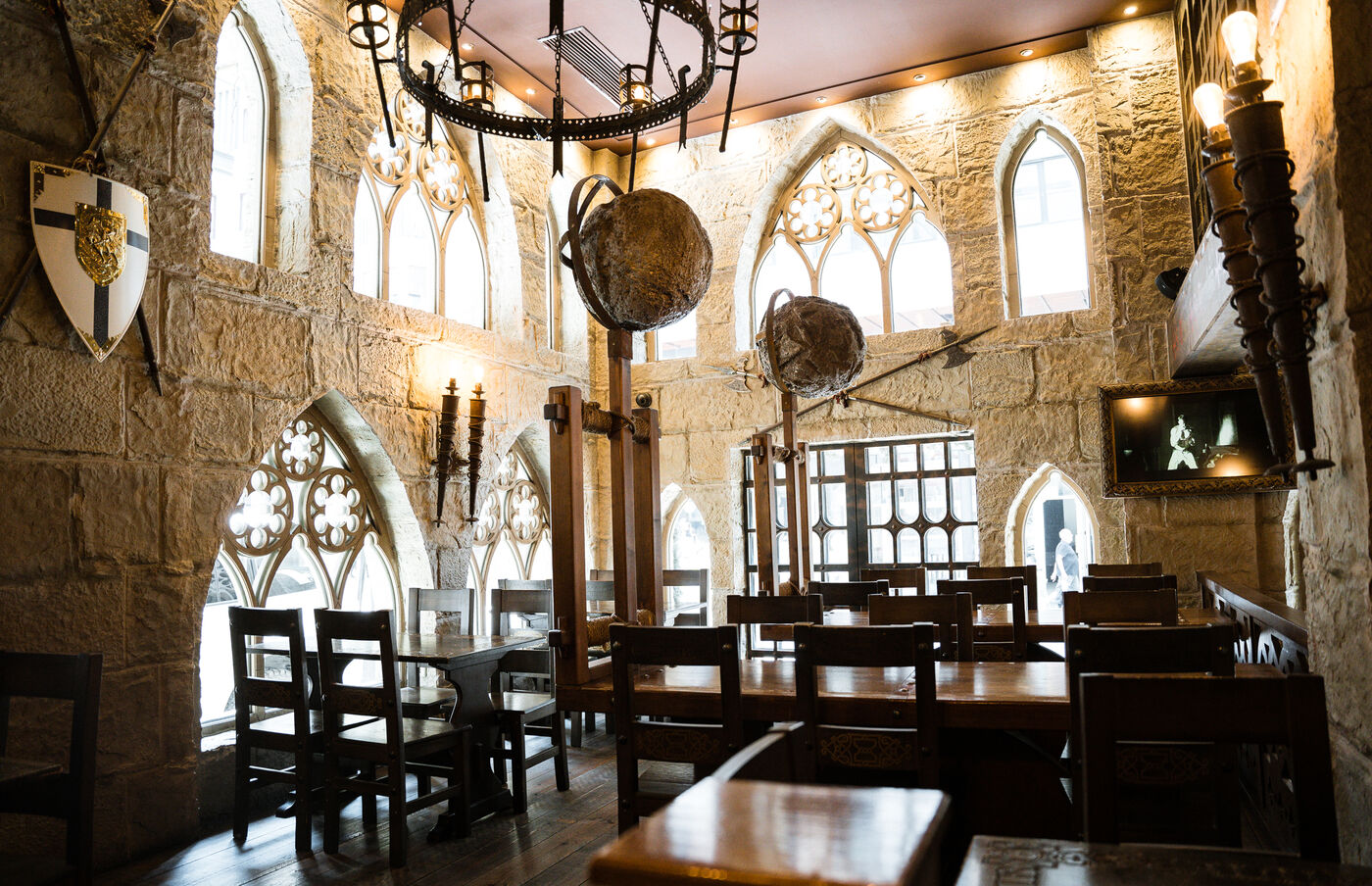 Decoració medieval, Taverna Excálibur